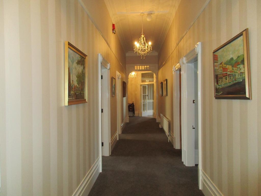 Valmai House Cambridge Motel Buitenkant foto